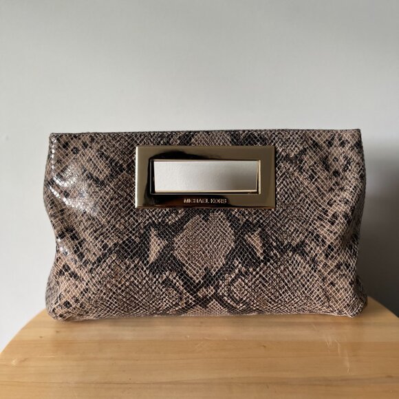 Michael Kors (MK) Snake Skin Clutch Bag with Gold hardware - Picture 2 of 6